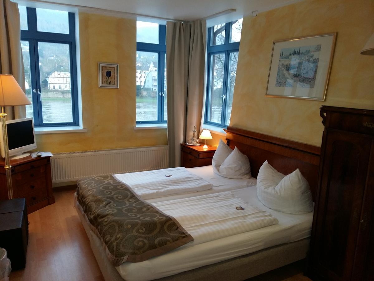 Small Comfort Double Room,545828649:JPEG